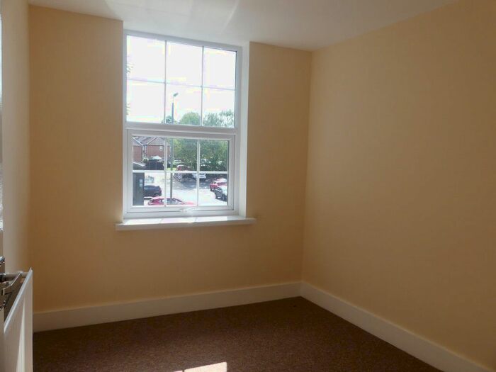 1 Bedroom Flat To Rent In Beaconsfield Parade, London, SE9