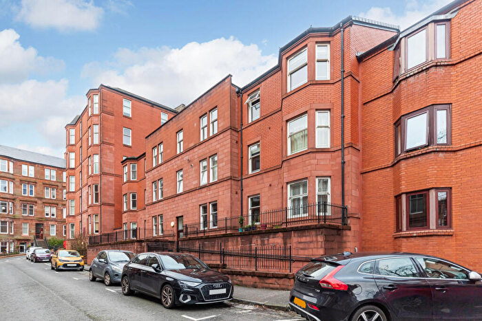 1 Bedroom Flat For Sale In / Caird Drive, Partickhill, G11