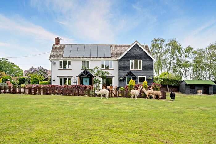 5 Bedroom Detached House For Sale In Little Orchard, Sudbury, CO10