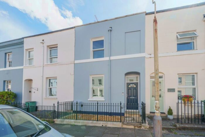 2 Bedroom Terraced House To Rent In Hatherley Street Cheltenham, GL50