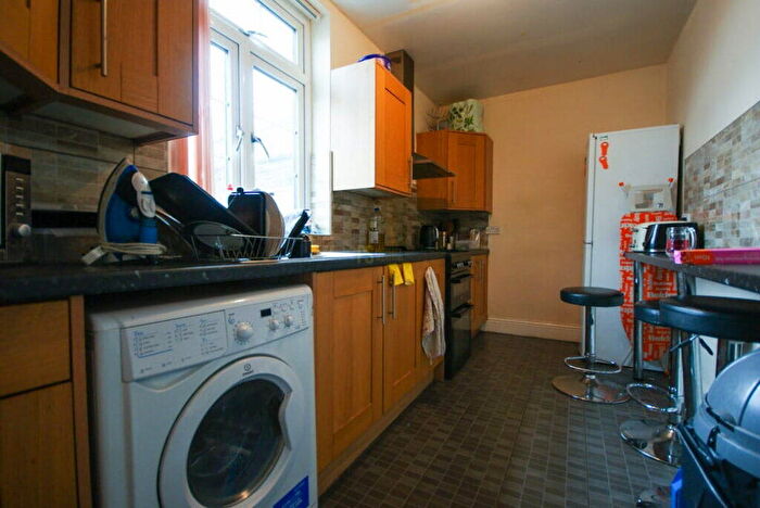 3 Bedroom Terraced House To Rent In Meriden Street, Digbeth, Birmingham, B5