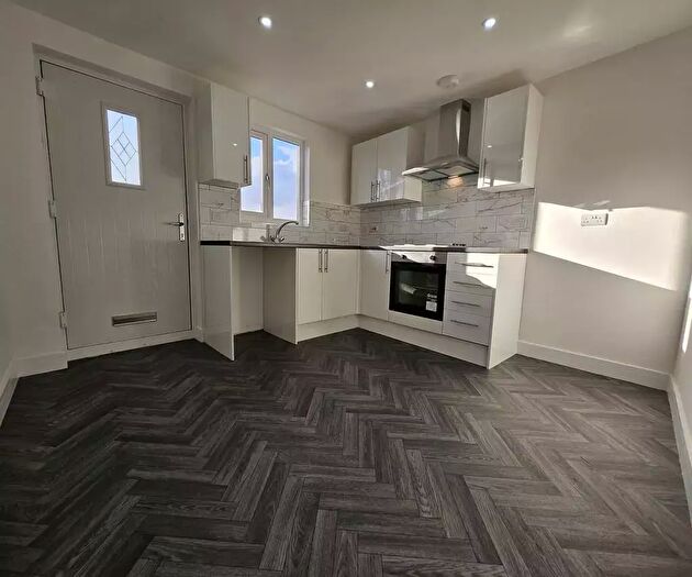 2 Bedroom Property To Rent In Langley High Street, Oldbury, B69