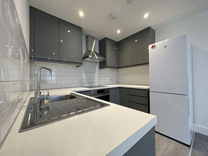 1 Bedroom Property To Rent In Chapel Street, Luton, LU1