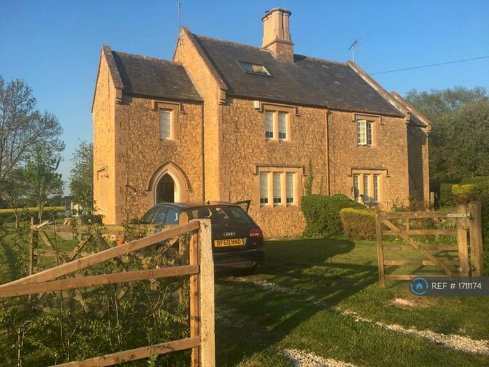 3 Bedroom Semi-Detached House To Rent In Wythgreen House, Coleshill, Swindon, SN6