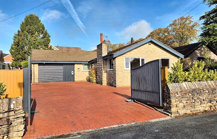3 Bedroom Bungalow For Sale In Wheatley Lane Road, Fence, BB12