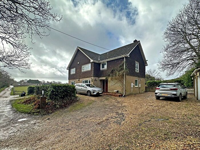 5 Bedroom Equestrian Property For Sale In Fairlight Lane, Tiptoe, Lymington, Hampshire, SO41
