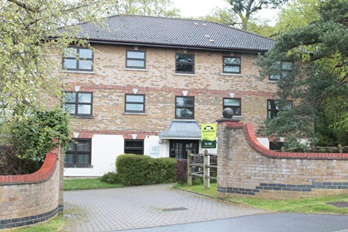 2 Bedroom Apartment To Rent In Alpine Road, Redhill, RH1