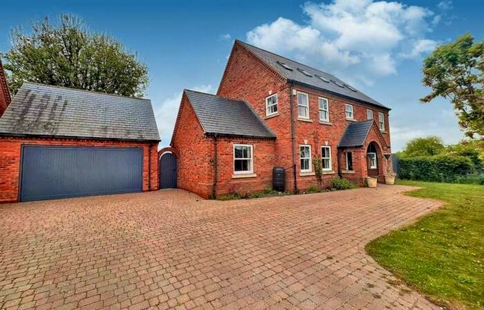 5 Bedroom Detached House For Sale In Thorpe Road, Whisby, LN6