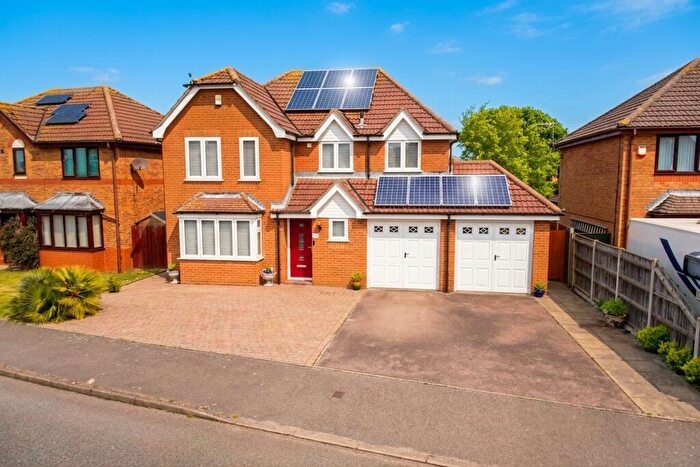 4 Bedroom Detached House For Sale In Colsterdale, Carlton Colville, Lowestoft, NR33
