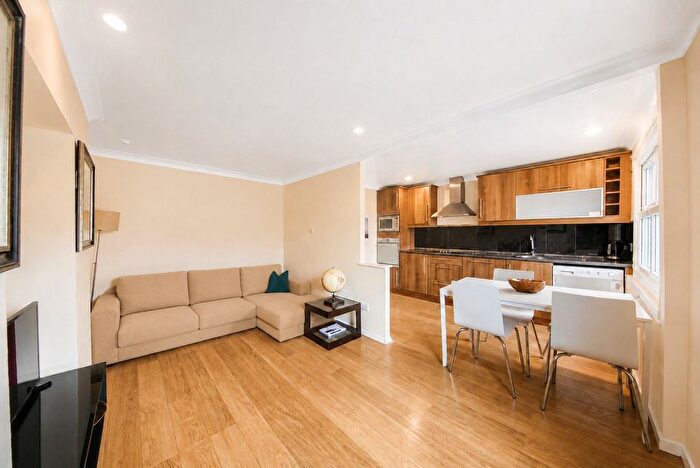 1 Bedroom Flat For Sale In Cumberland Street, London, SW1V