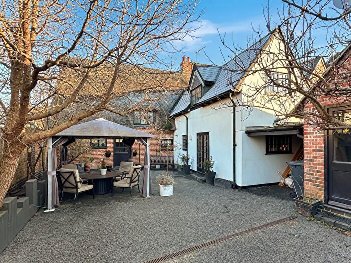 3 Bedroom Detached House For Sale In High Street, Trumpington, Cambridge, CB2