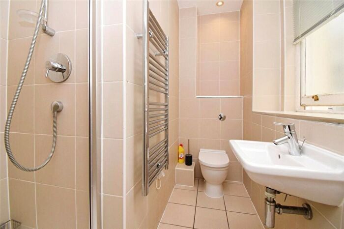 2 Bedroom Apartment To Rent In Water Street, City Centre, Liverpool, L3