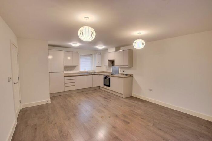 1 Bedroom Flat To Rent In Duke Street, Trowbridge, BA14