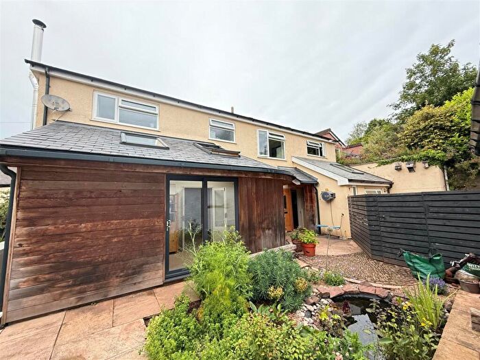 3 Bedroom Detached House To Rent In Sandford, EX17