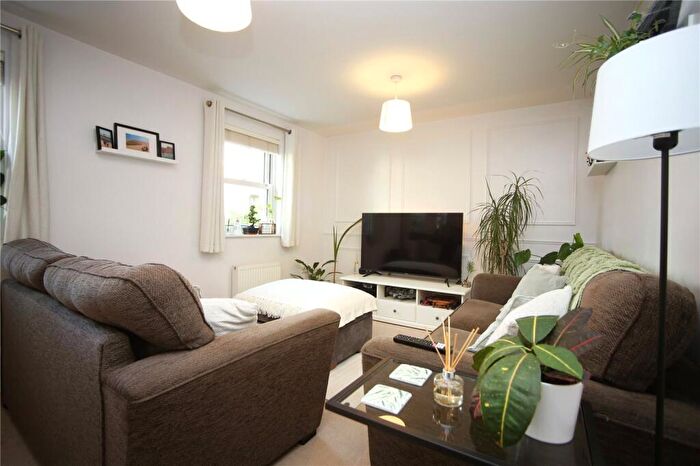 1 Bedroom Apartment To Rent In Clearwell Gardens, Cheltenham, Gloucestershire, GL52