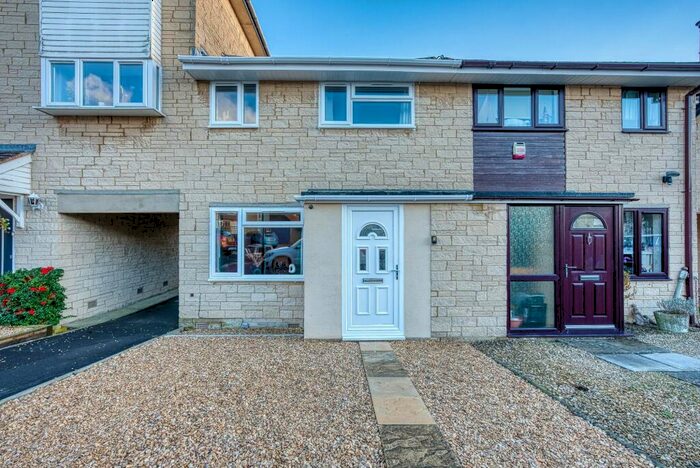 3 Bedroom Terraced House To Rent In Stratton Heights, Cirencester, GL7