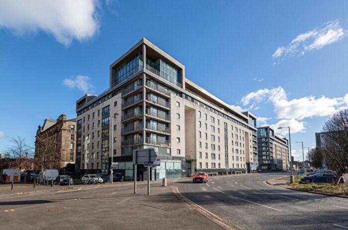 3 Bedroom Flat To Rent In Wallace Street, Tradeston, Glasgow, G5