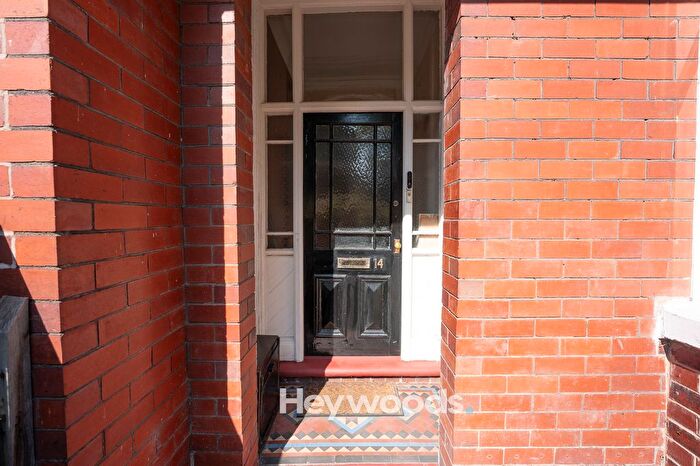 1 Bedroom Flat For Sale In Seabridge Road, Newcastle, ST5