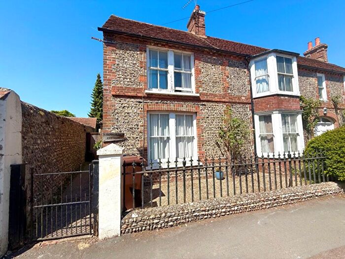 2 Bedroom Semi-Detached House For Sale In Arundel Road, Angmering, BN16