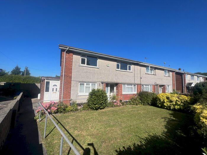 2 Bedroom House To Rent In Coed-y-Graig, Pencoed, Bridgend, CF35