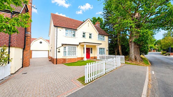4 Bedroom Detached House For Sale In Church Road, Hockley, Essex, SS5
