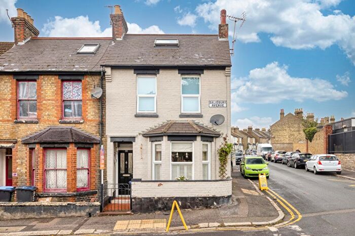 3 Bedroom End Terrace House For Sale In Salisbury Avenue, Ramsgate, Kent, CT11