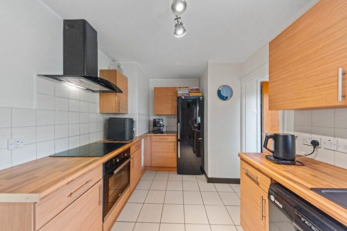 3 Bedroom Semi-Detached House For Sale In Sinclair Avenue, Warrington, WA2