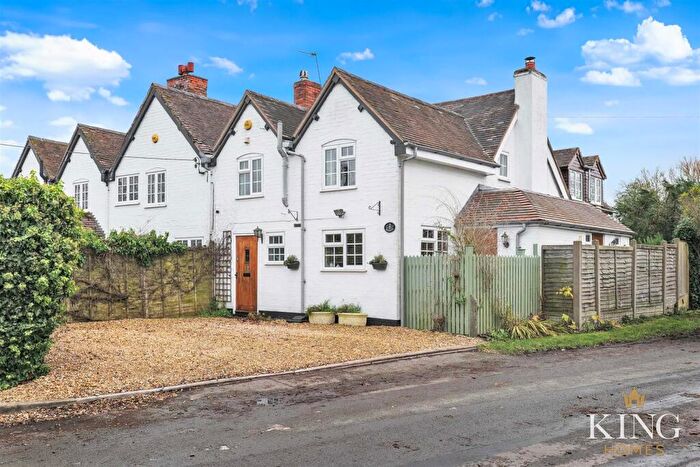 4 Bedroom Semi-Detached House For Sale In Evesham Road, Weethley, Alcester, B49