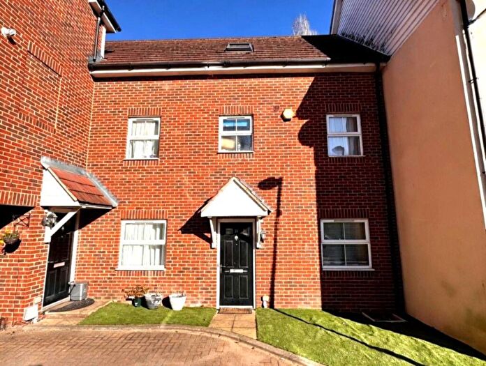 4 Bedroom Town House For Sale In Benjamin Lane, Wexham, SL3