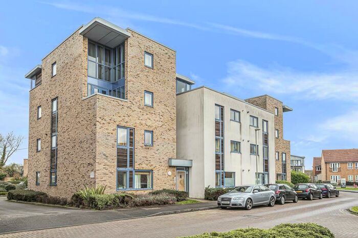 2 Bedroom Apartment To Rent In Town Centre, Bicester, OX26