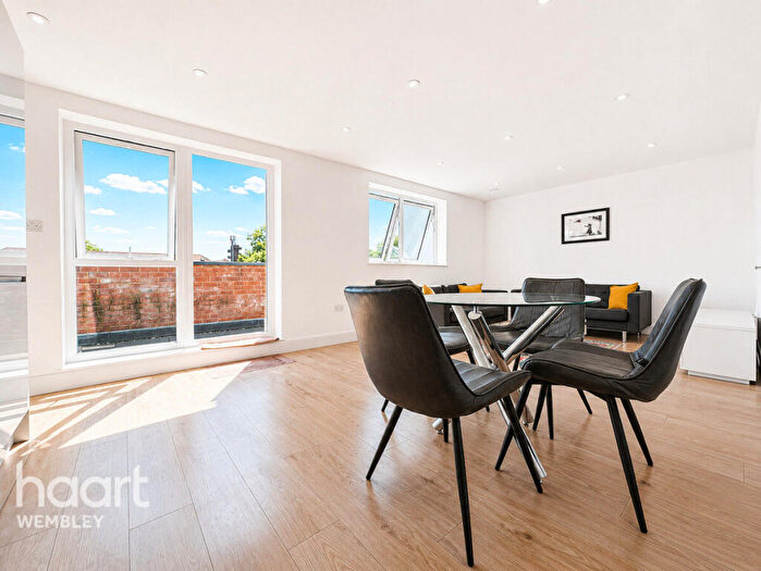 2 Bedroom Apartment To Rent In Crawford Avenue, Wembley, HA0