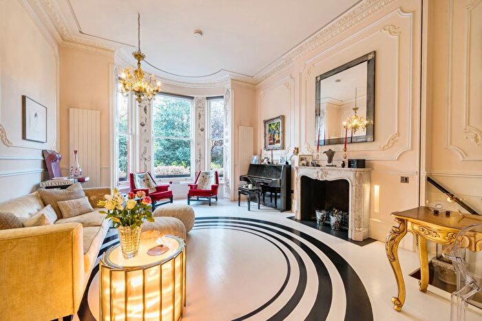 3 Bedroom Flat For Sale In Lennox Gardens, Knightsbridge, London, SW1X