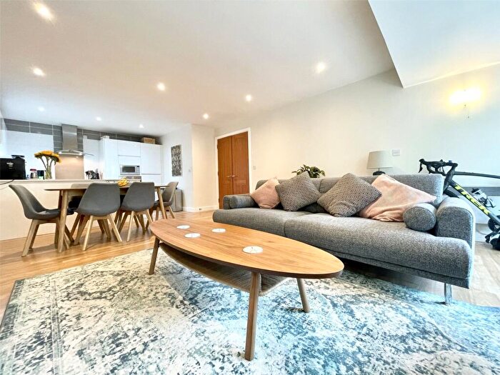 2 Bedroom Apartment To Rent In Clifton Village, Contemporis, BS8