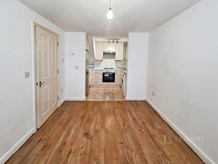 2 Bedroom House To Rent In Blenheim Road, Eastleigh, Hampshire, SO50