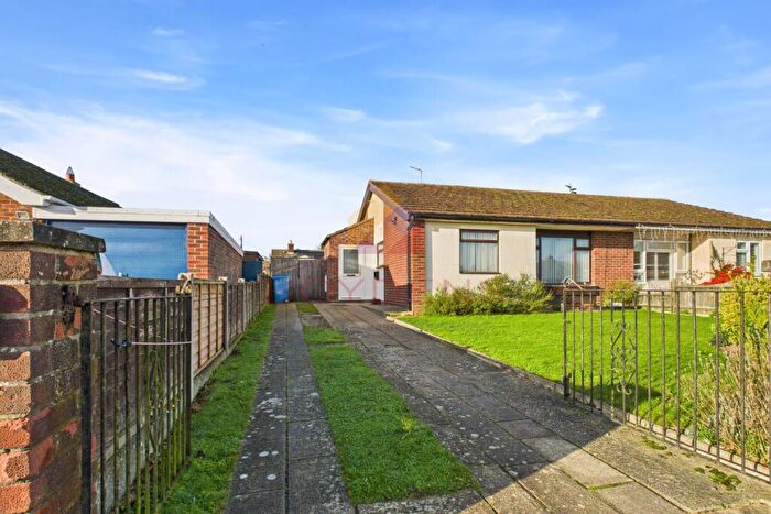 2 Bedroom Bungalow For Sale In Great Waldingfield, CO10