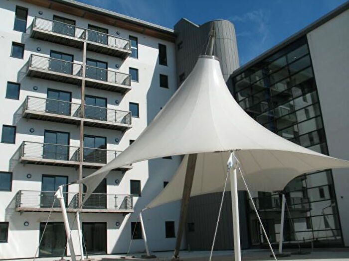 2 Bedroom Flat To Rent In Cornhill Place, Liverpool, L1