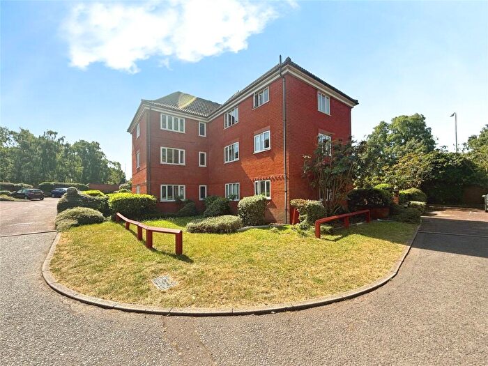 2 Bedroom Apartment For Sale In Pearse Way, Purdis Farm, Ipswich, IP3