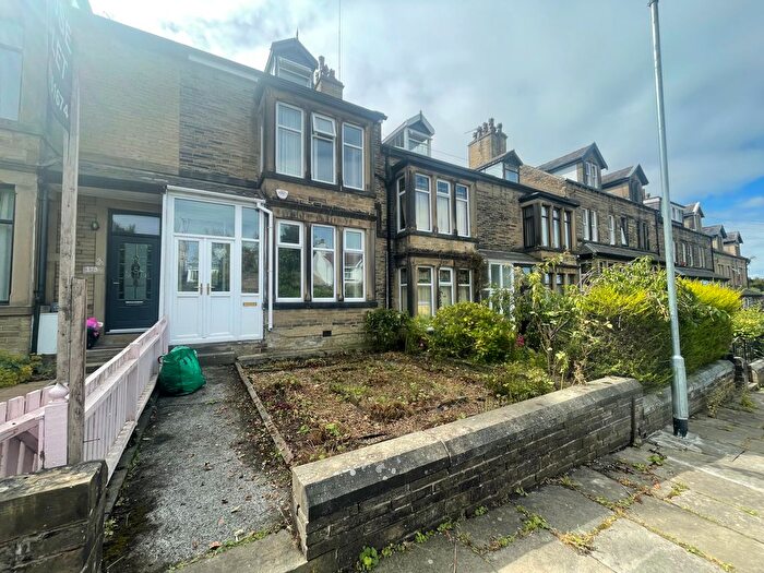 4 Bedroom Property To Rent In Highgate, Heaton, Bradford, BD9