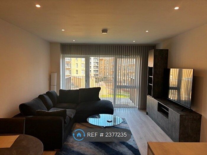 1 Bedroom Flat To Rent In Yarrow Apartments, London, NW7