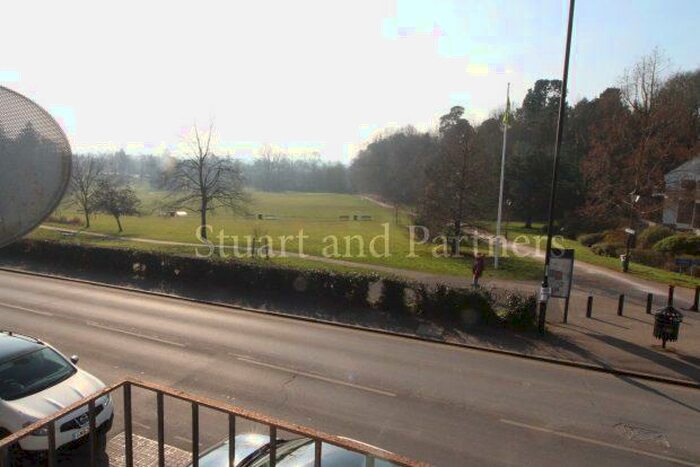 2 Bedroom Ground Maisonette To Rent In South Road, Haywards Heath, RH16