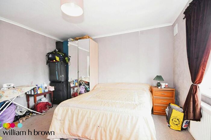 2 Bedroom Apartment To Rent In Forest Drive, Chelmsford, CM1