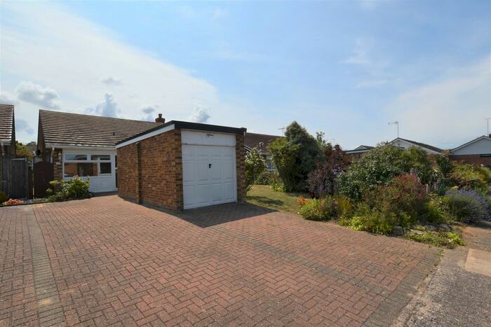 3 Bedroom Detached Bungalow To Rent In Turnden Gardens, Cliftonville, Margate, CT9
