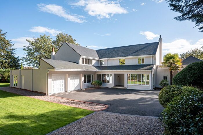 4 Bedroom Detached House For Sale In Elmsdale, Wolverhampton, West Midlands, WV6