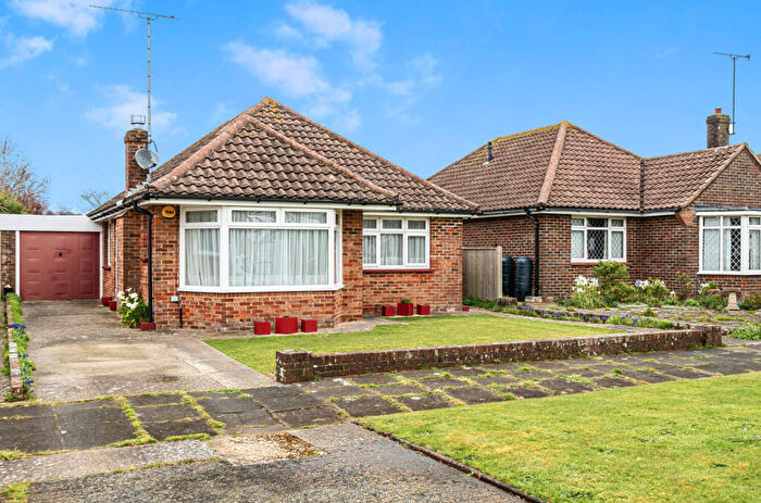 2 Bedroom Bungalow For Sale In Thakeham Drive, Goring-by-Sea, Worthing, BN12