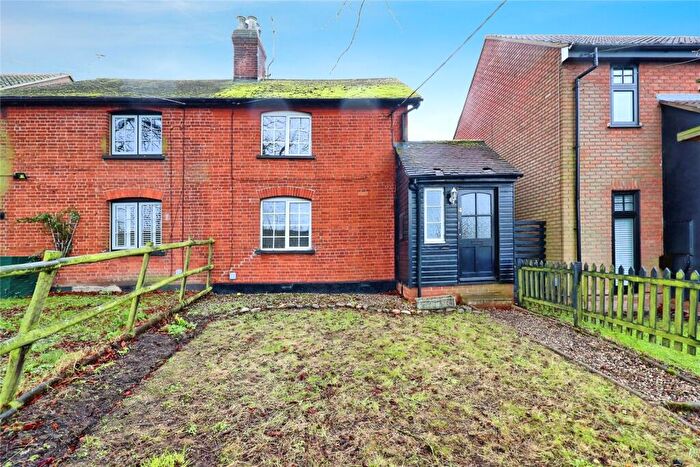 3 Bedroom Semi-Detached House For Sale In Main Road, Rettendon Common, Chelmsford, Essex, CM3
