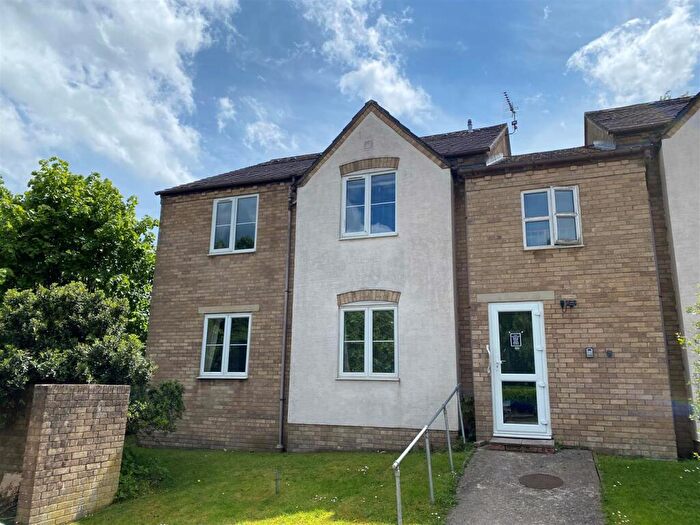 1 Bedroom Apartment To Rent In Sylvan Close, Coleford, GL16