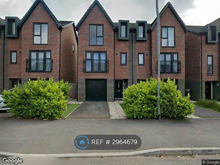 3 Bedroom Semi-Detached House To Rent In Edge Lane, Manchester, M43