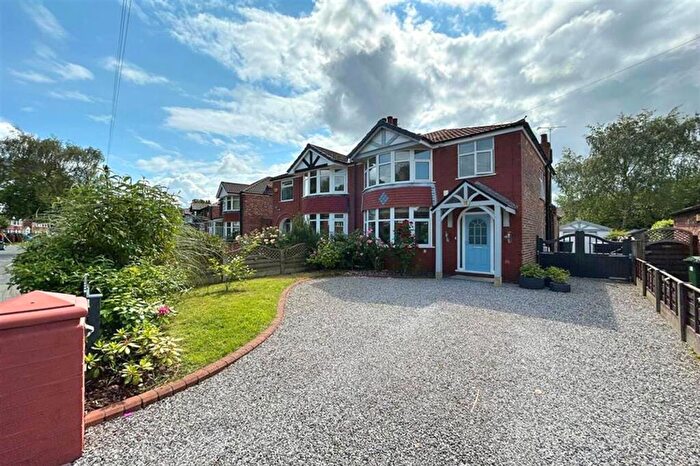 3 Bedroom Semi-Detached House For Sale In Derbyshire Road South, Sale, M33