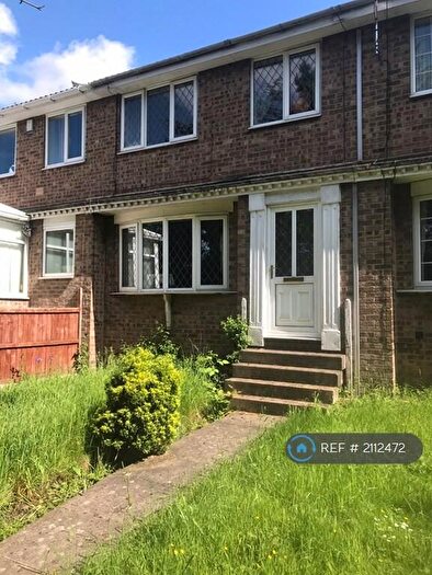 3 Bedroom Terraced House To Rent In St Clements Avenue. -, Leeds, LS26