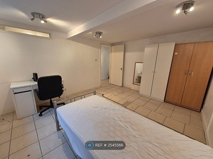 2 Bedroom Flat To Rent In Marchmont Street, London, WC1N